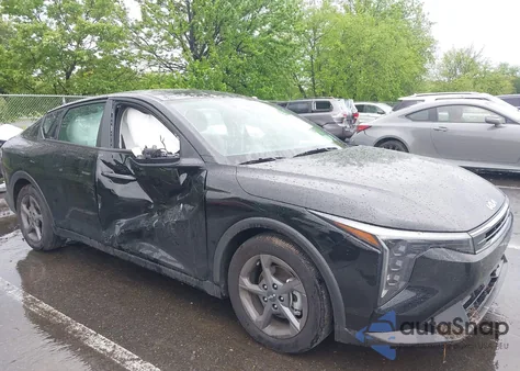 2025 Kia K4 Lxs from USA, damaged, VIN 3KPFT4DE7SE005141